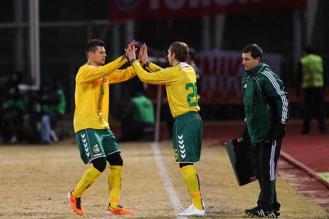 Lietuvos futbolininkai netikėtai palaužė lenkus