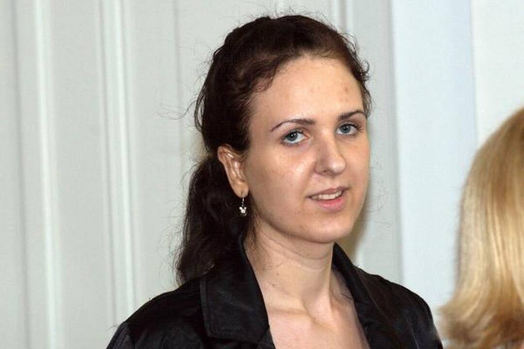 Įtariamoji teroristė E.Kusaitė lieka už grotų (papildyta)