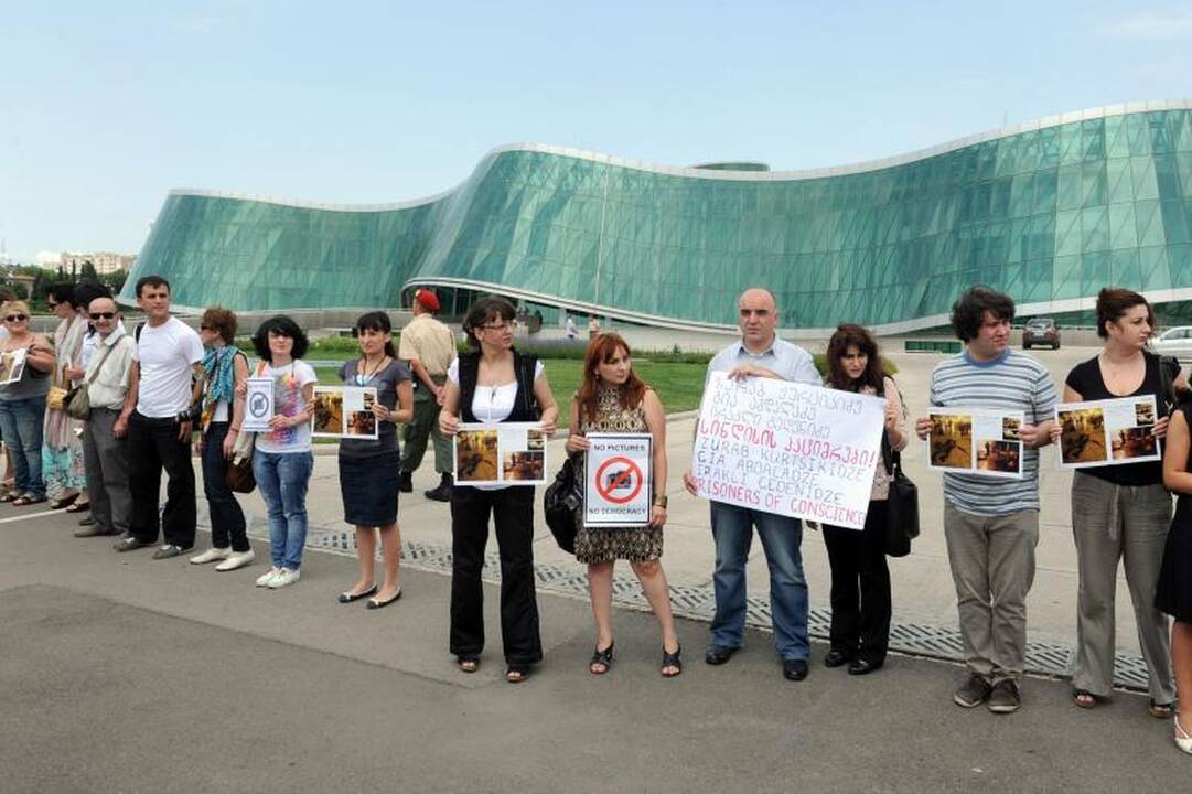 Žurnalistai Gruzijoje protestuoja prieš kolegų areštą