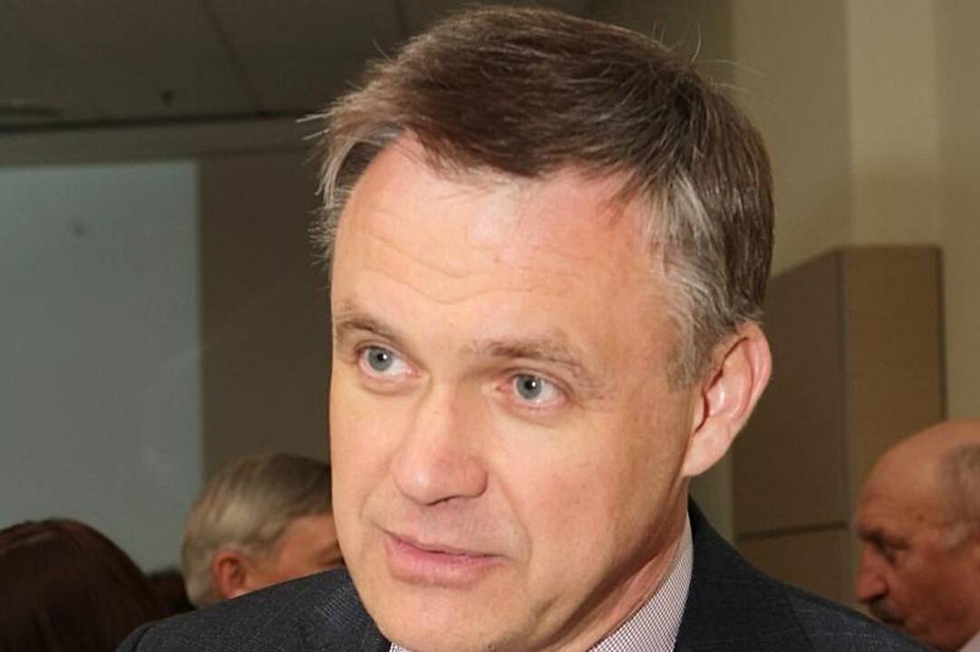 Pramonininkų konfederacija ragina sparčiau gaivinti ekonomiką