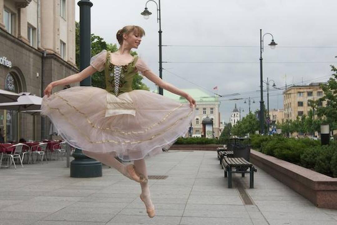 Vilniaus gatvėse – puantai ir balerinų šypsenos