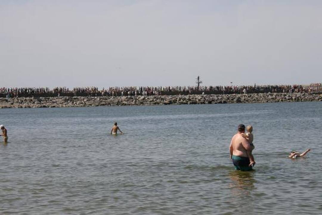 Klaipėda išlydėjo burlaivius (papildyta)