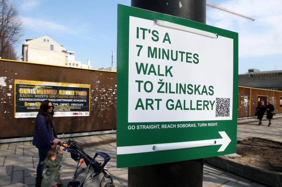 Kaune pridygo nelegalių ženklų turistams