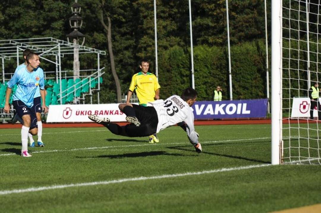Dvejuose Lietuvos futbolo A lygos mačuose šeštadienį - 10 įvarčių