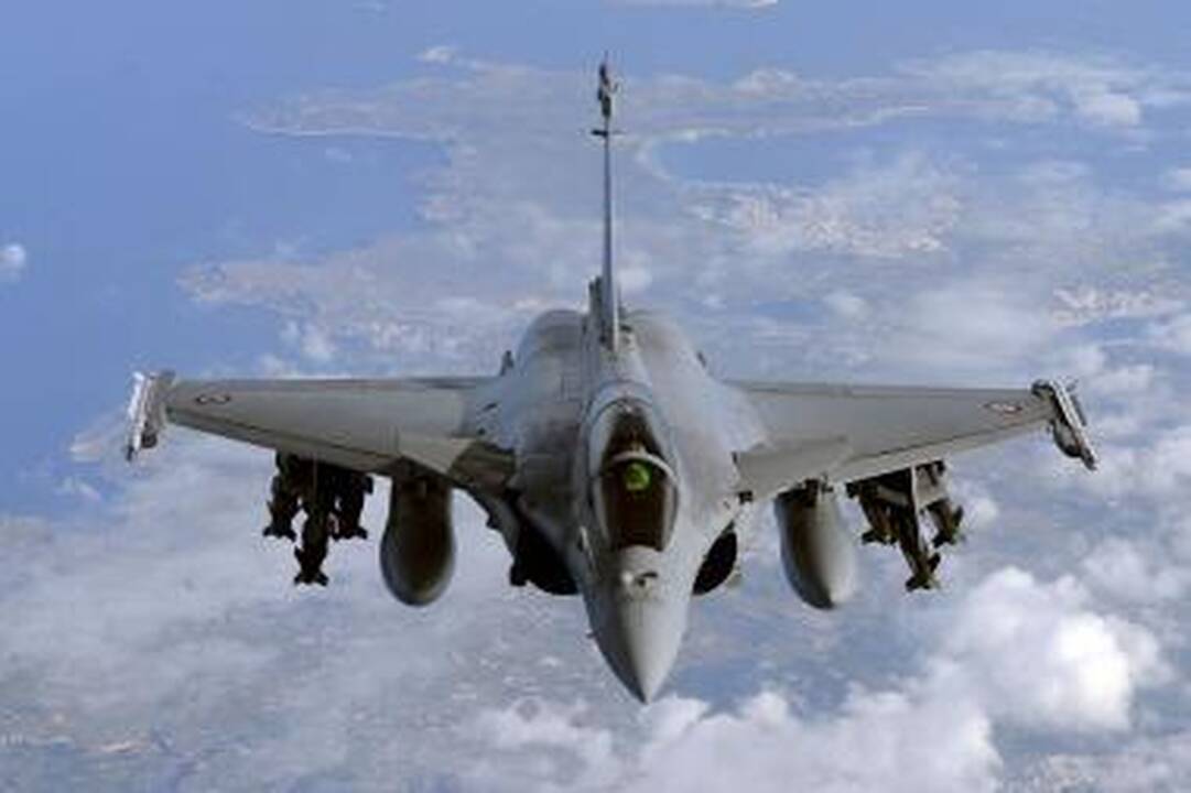 Rusijoje dėl avarijos sustabdyti SU-27SM naikintuvų skrydžiai