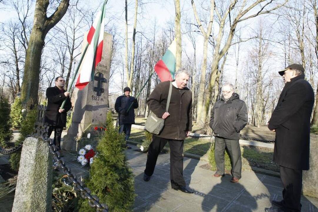 Po 60 metų nuo A.Brako mirties klaipėdiečiai pagerbė jo atminimą 