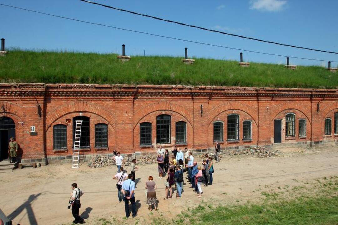 VII forte – šarvuotis, kulkosvaidis ir daug istorijos