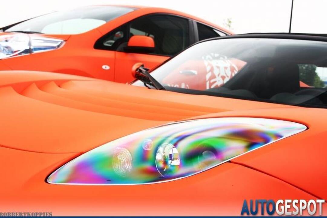 Nauja superautomobilių tendencija – tik matiniai atspalviai