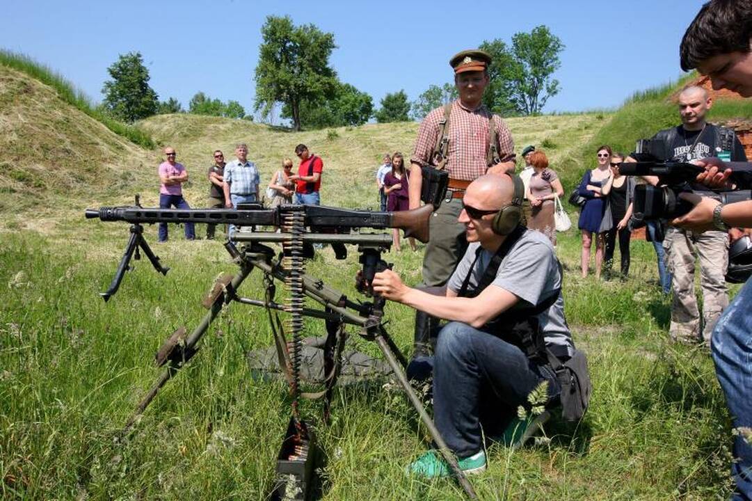VII forte – šarvuotis, kulkosvaidis ir daug istorijos