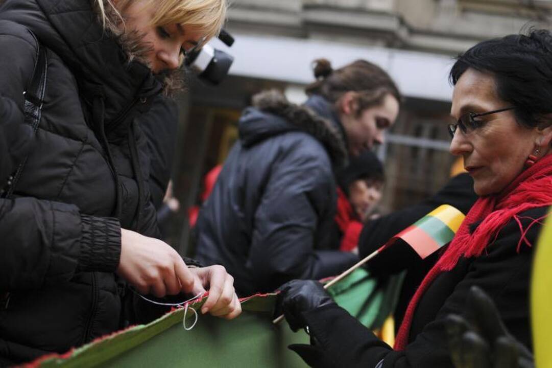 Politikai ir menininkai drauge šventė Nepriklausomybės dieną