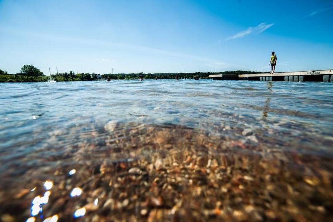 Ar miesto paplūdimiai gali atstoti kurortus?