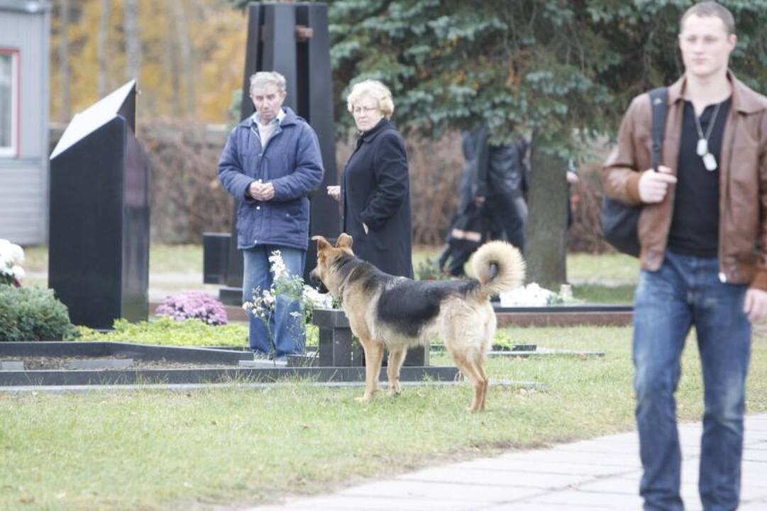 Lėbartų kapinėse – minios klaipėdiečių  