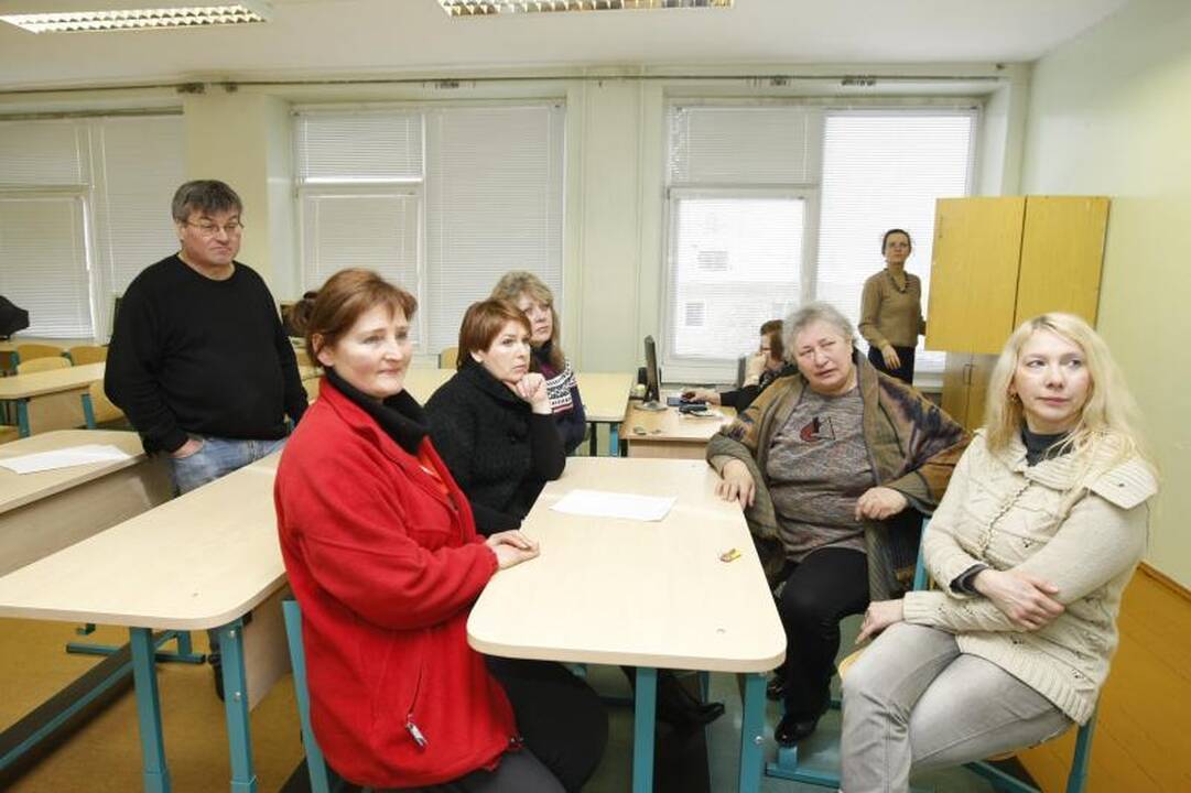 Pamokos Klaipėdos mokyklose prasidėjo streiku  