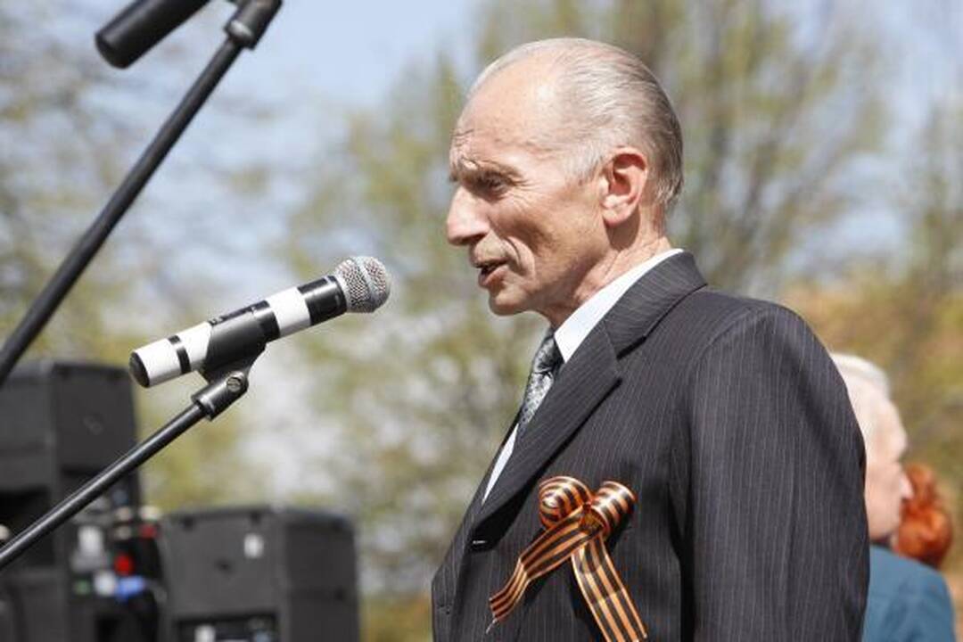 Pergalės diena Klaipėdoje: gėlės ir padėkos veteranams