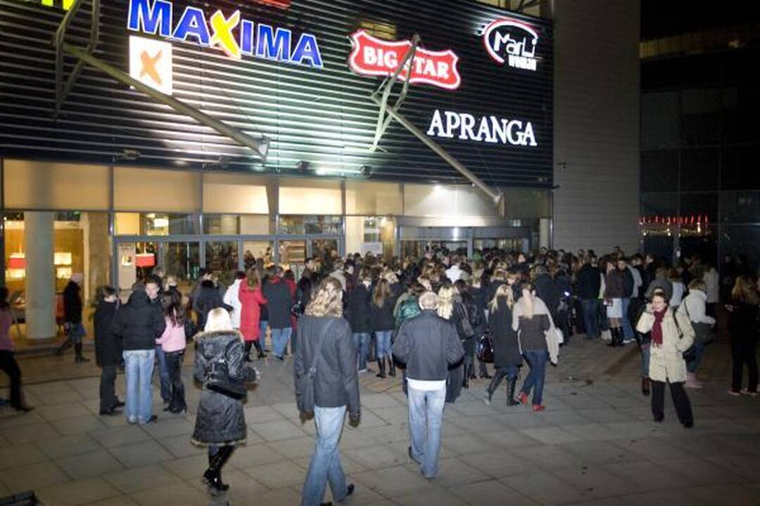 Kultūringas naktinis apsipirkimas „Europoje“