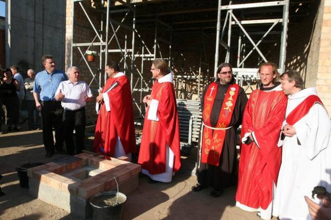 Pranciškonų onkologijos centre įleista kapsulė 
