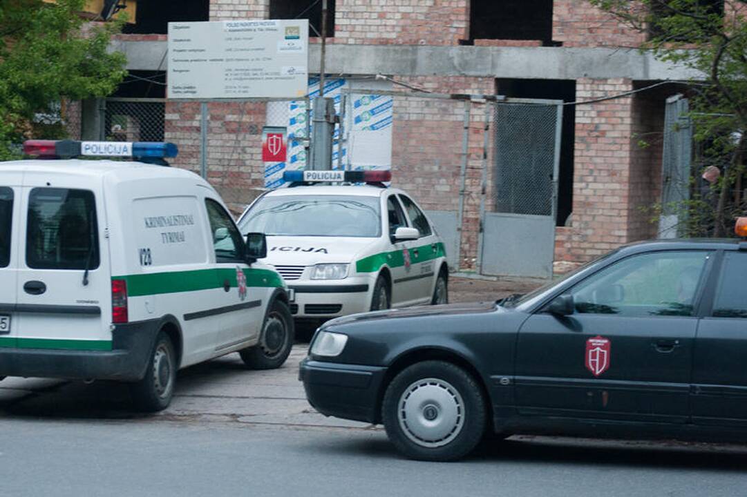 Apsaugos darbuotoją užpuolęs „vagis“ beveik mirtinai sumuštas (papildyta)