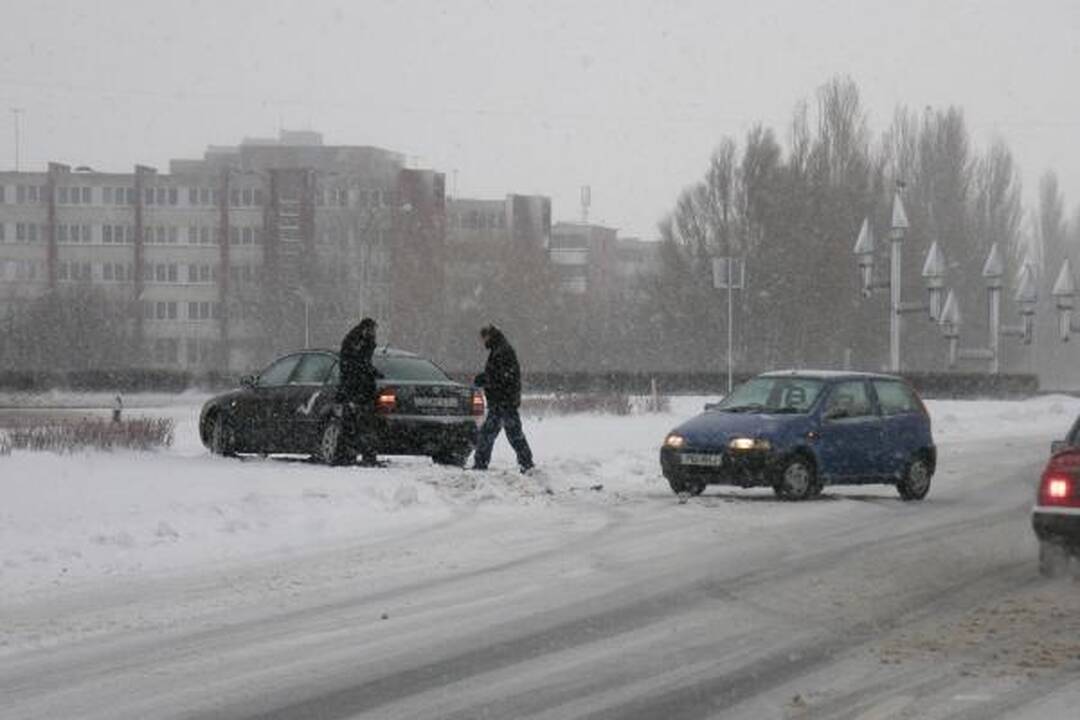 Pūga paralyžiuoja pajūrį