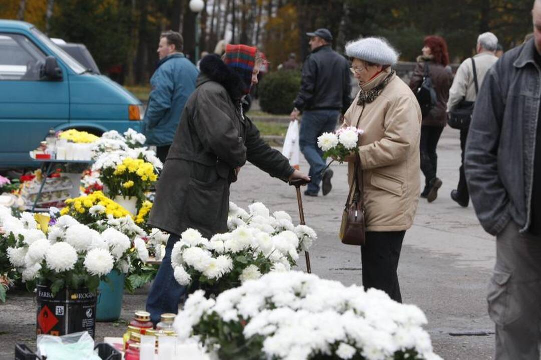 Lėbartų kapinėse – minios klaipėdiečių  