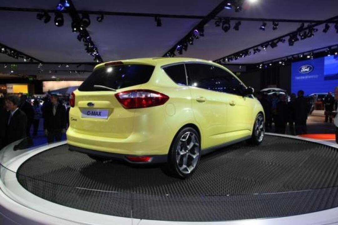 Ženevoje – „Ford“ naujienos (papildyta)