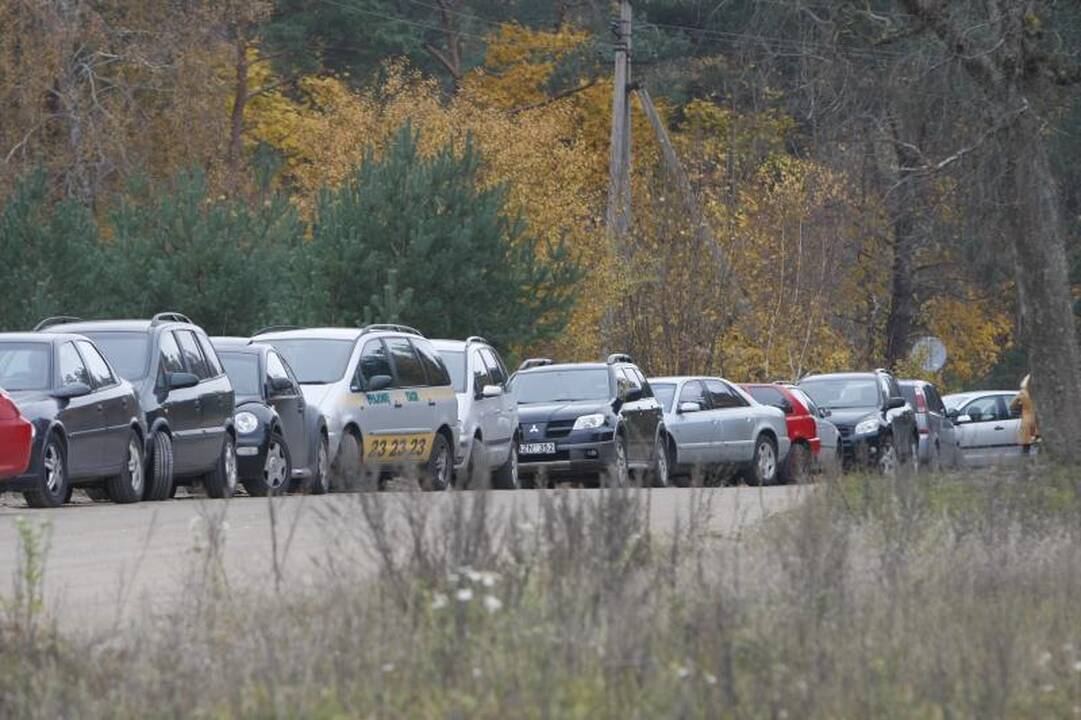 Lėbartų kapinėse – minios klaipėdiečių  