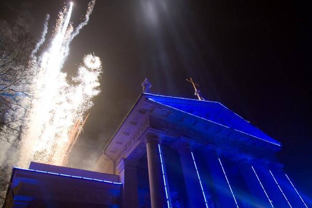 Kultūros šaukliai dažė sostinės dangų (video)