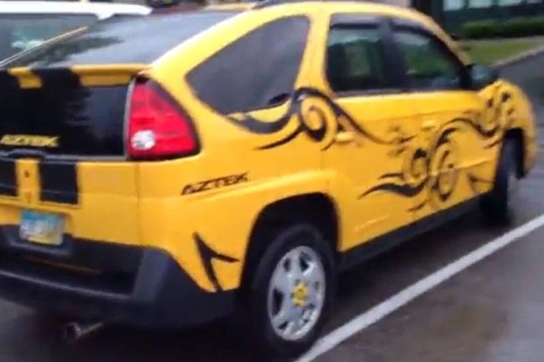 „Pontiac Aztek“ - bjaurokas, bet ne todėl, kad geltonas