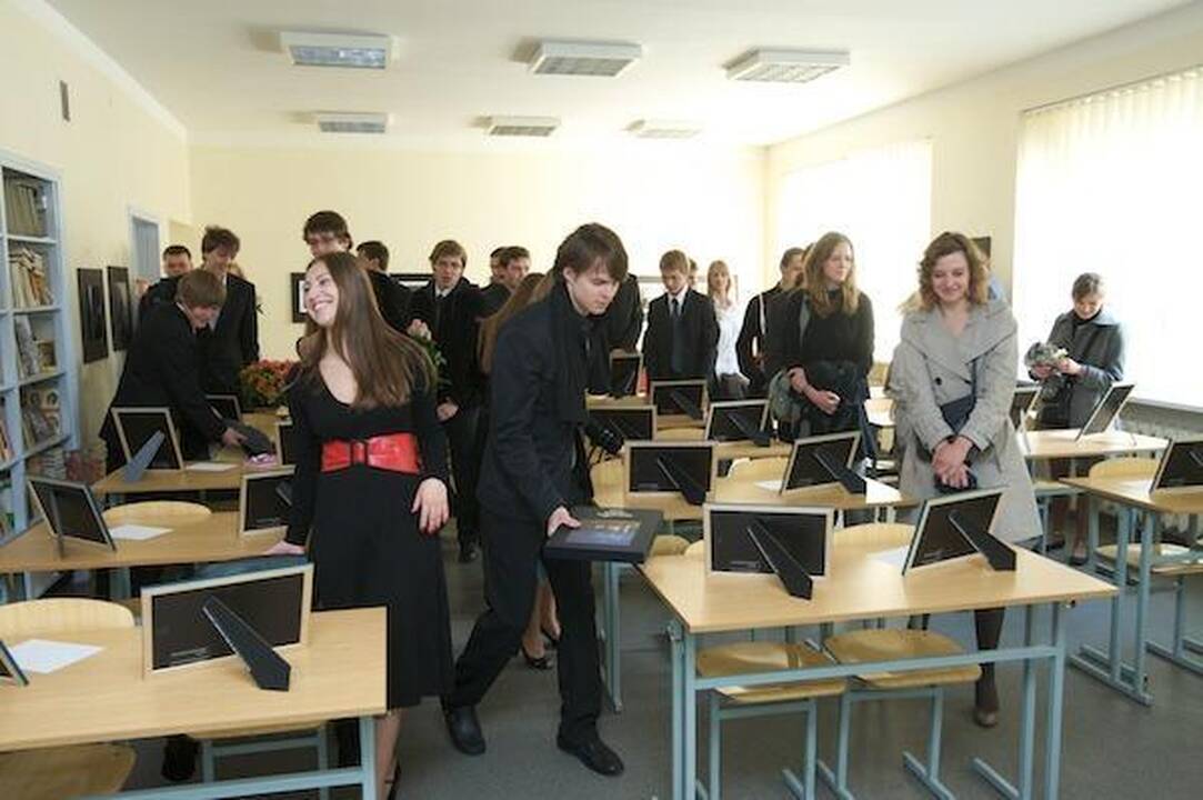 Vilniaus mokyklose nuskambėjo paskutinis skambutis