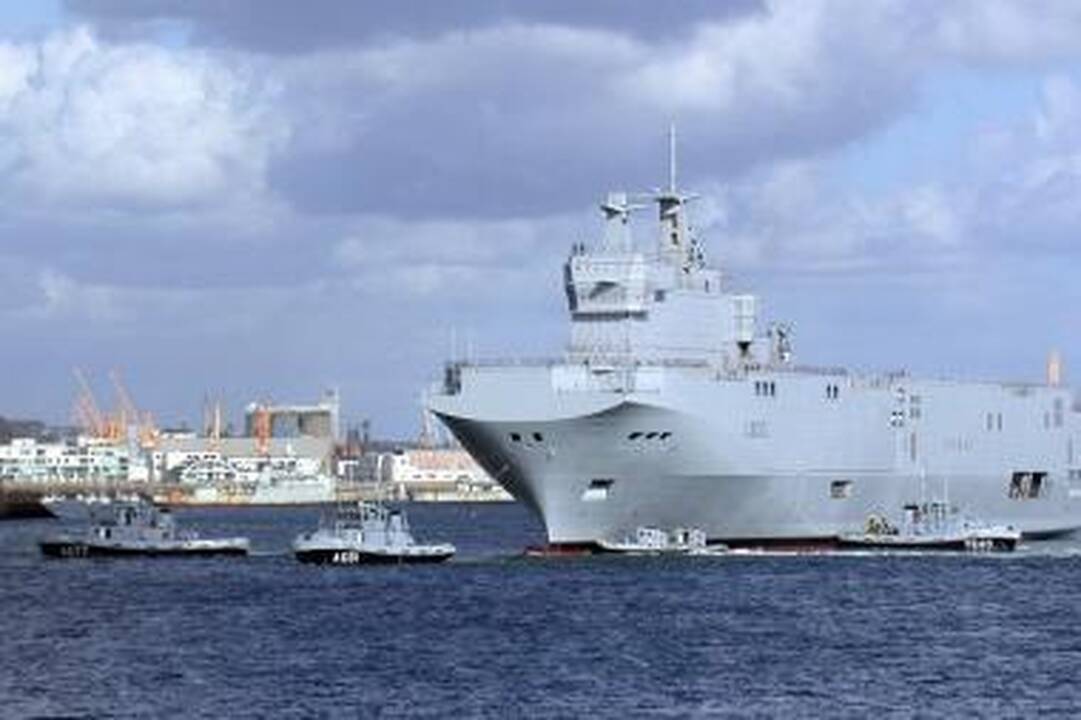 Rusija dar dešimtmetį pati nestatys karo laivų "Mistral"