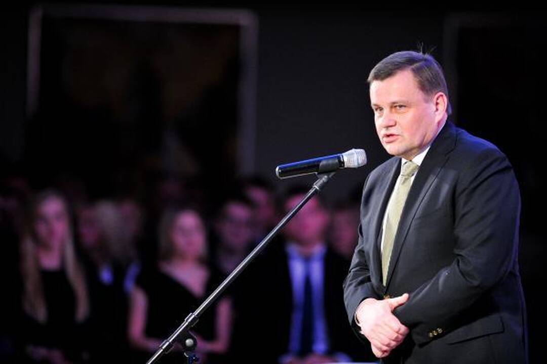 Elegancija spindėjusi R. Meilutytė: jaudinausi labiau nei baseine