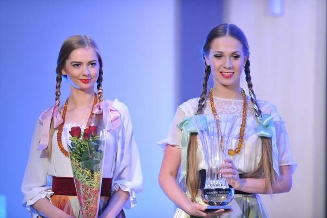 Elegancija spindėjusi R. Meilutytė: jaudinausi labiau nei baseine