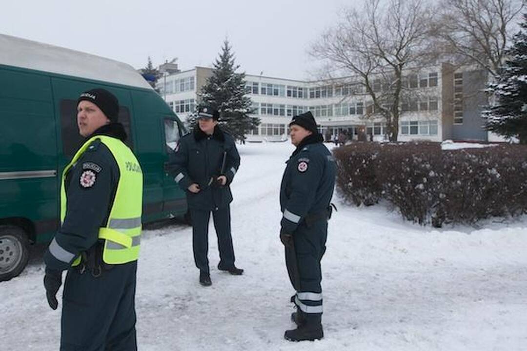 Sprogmuo mokykloje tebuvo pokštas (atnaujinta 11.24 val.)