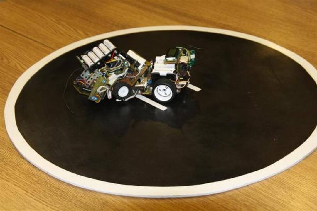 Kauno kolegijoje – robotukų kovos