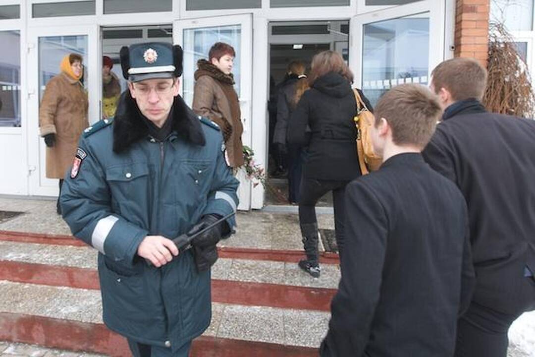 Sprogmuo mokykloje tebuvo pokštas (atnaujinta 11.24 val.)