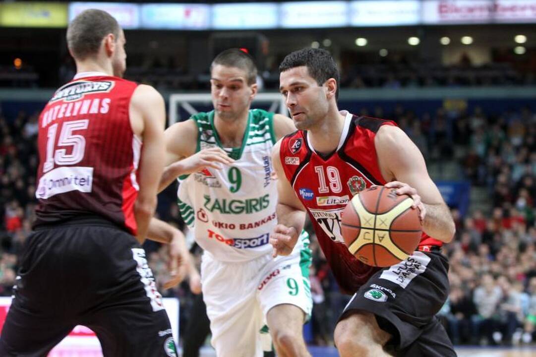 „Lietuvos rytas“ už A.Rašičiu užsiprašė serbo