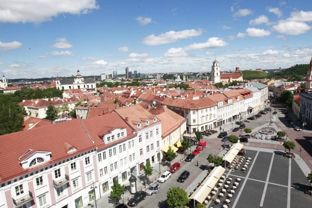 Dangaus restoranas Vilniuje: priešpiečiai 50 m aukštyje 