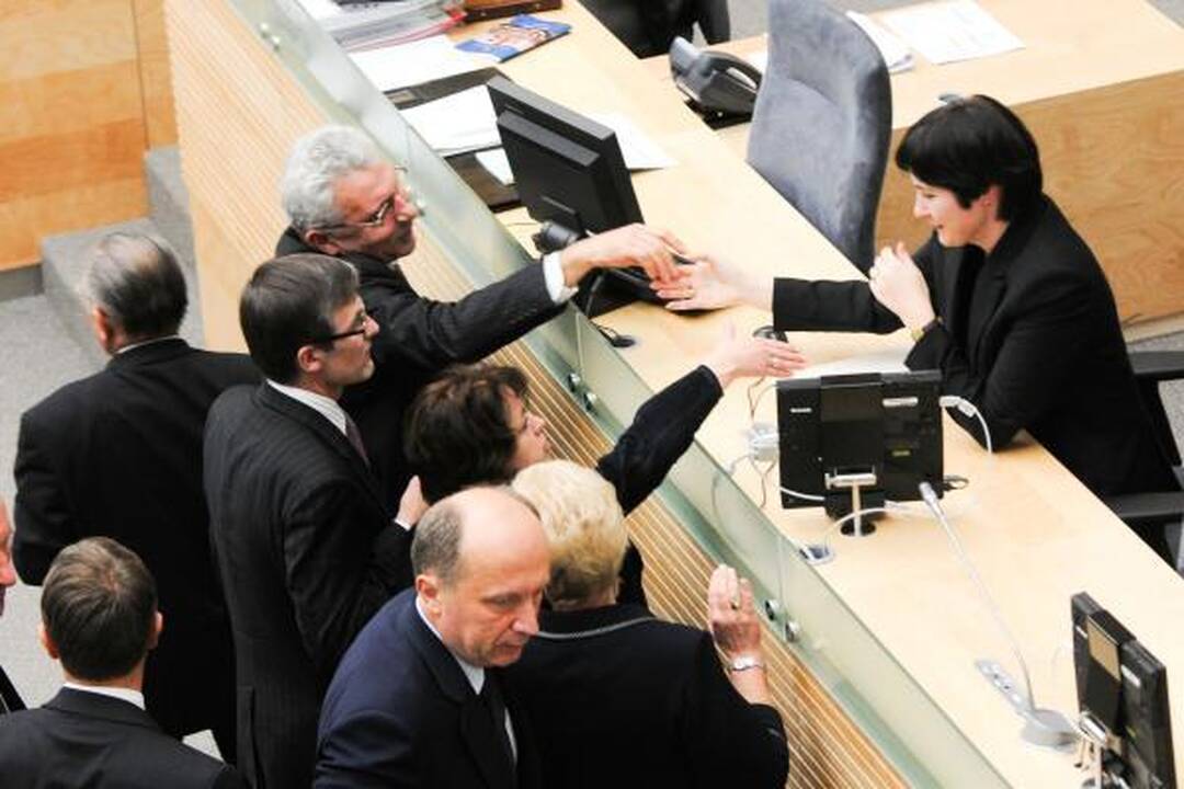 Seimas nesutiko net svarstyti E.Žiobienės atsistatydinimo