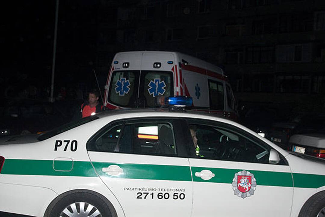 Vilniuje iš 7 aukšto iškrito ir žuvo apsvaigusi paauglė