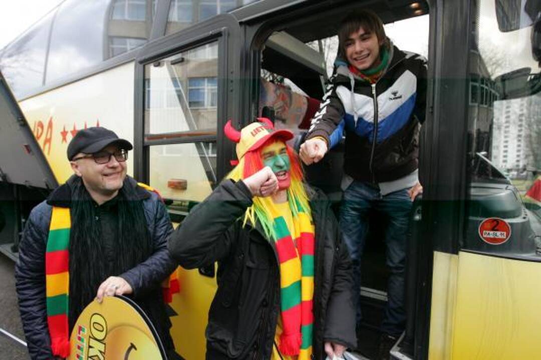 Į "Euroviziją" išlydėtas Bartas: viskas bus "Oki-doki"
