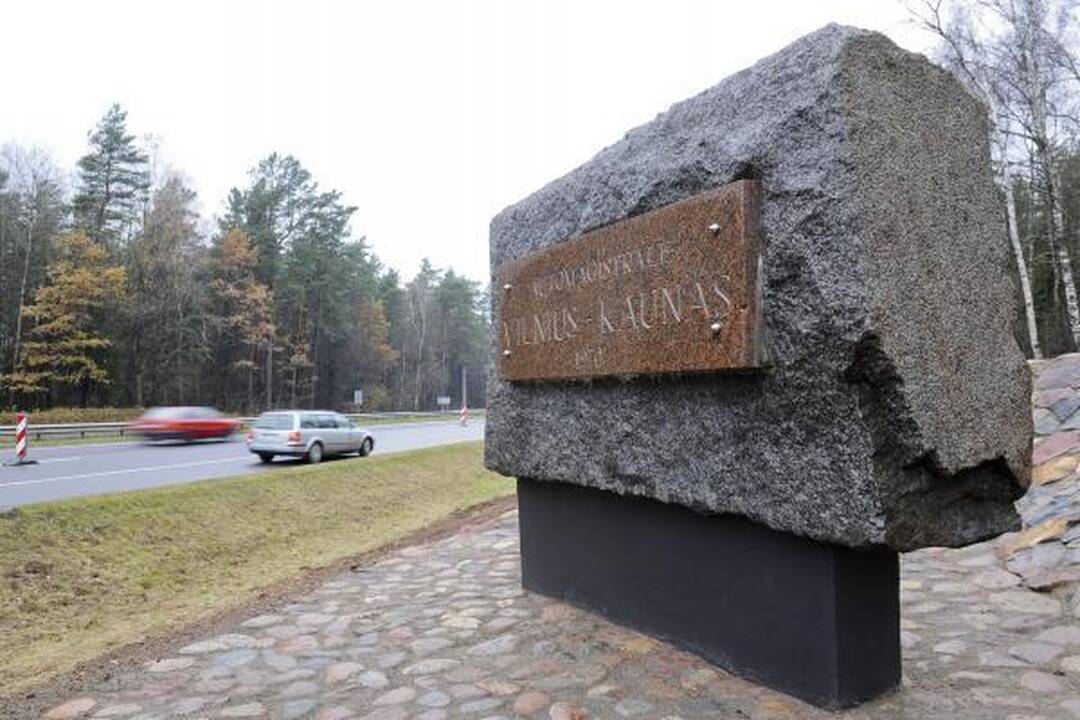 Kitąmet keliu Vilnius–Kaunas bus galima važiuoti greičiau (papildyta)