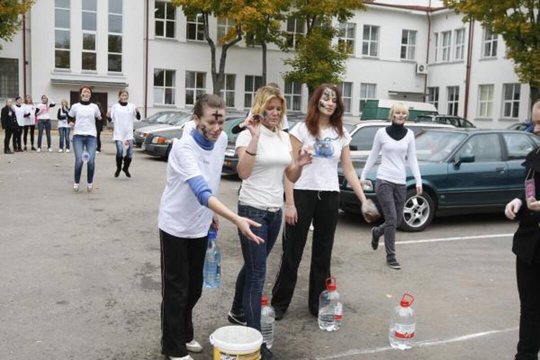 Būsimieji jūrininkai sulaukė krikšto