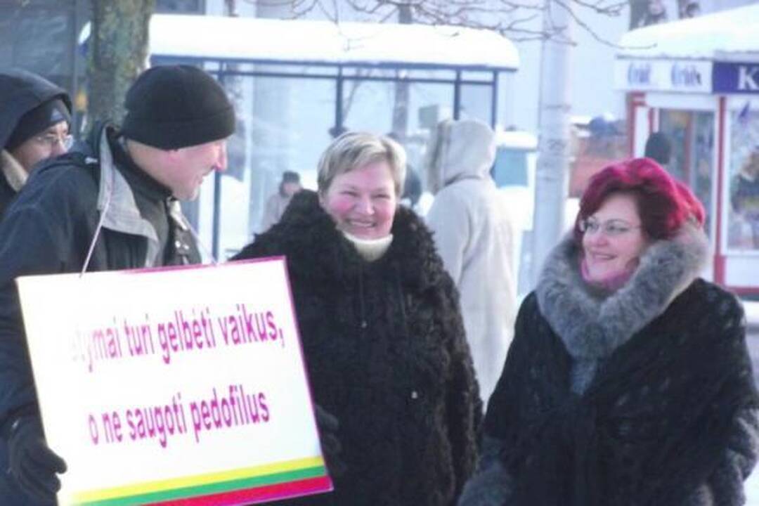 D.Kedžio šalininkai nenori, kad vaikus gintų J.Dabašinskienė