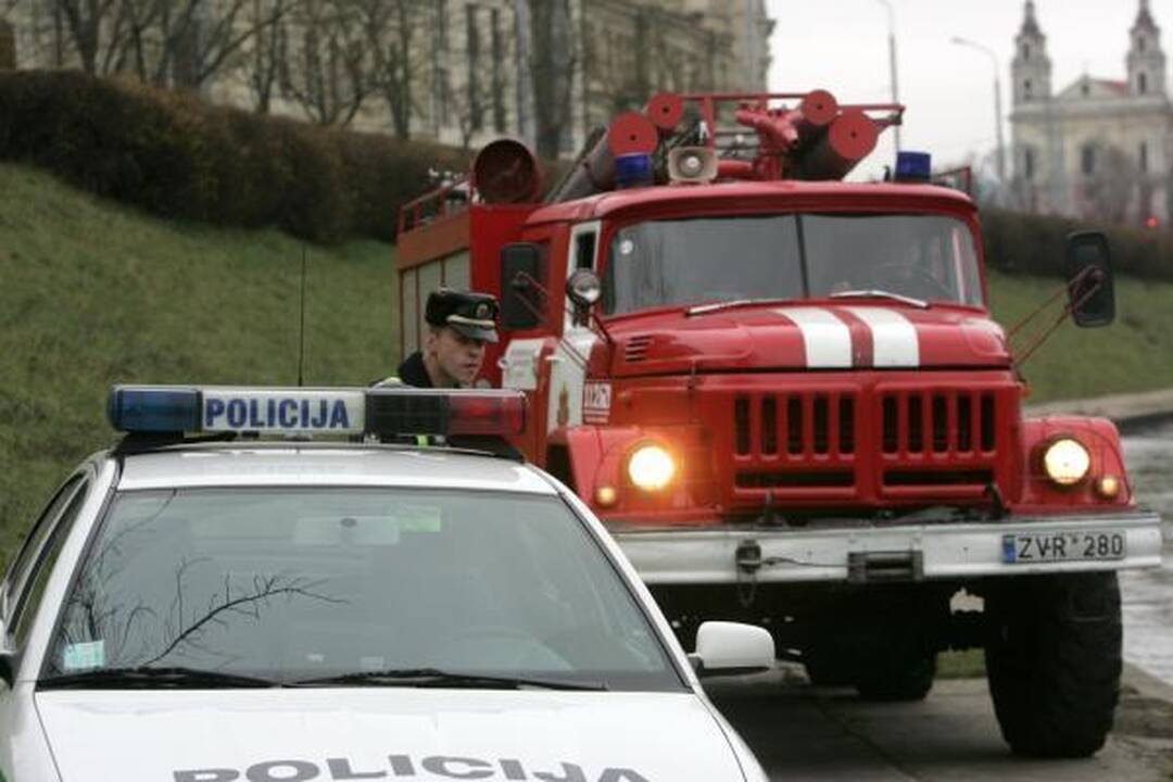 Į Nerį įlėkęs automobilis rastas po Mindaugo tiltu (papildyta)