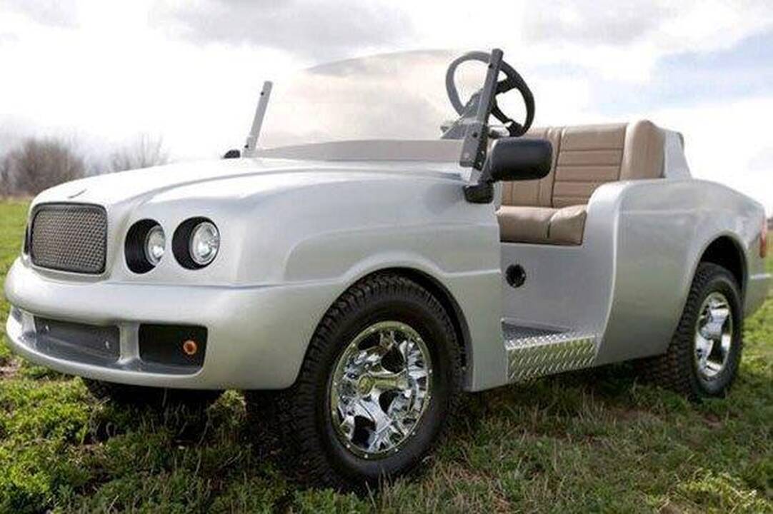Golfo automobiliukai virto superautomobiliais