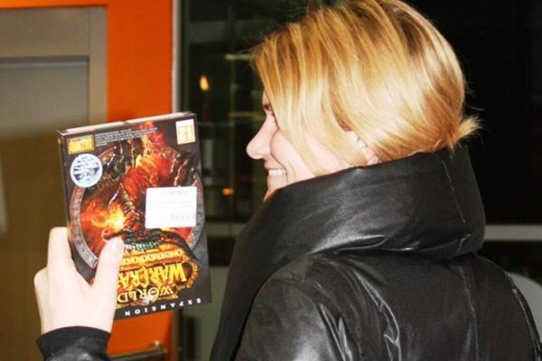 Lietuviai, pametę galvas dėl „World of Warcaft“,  apgulė parduotuves