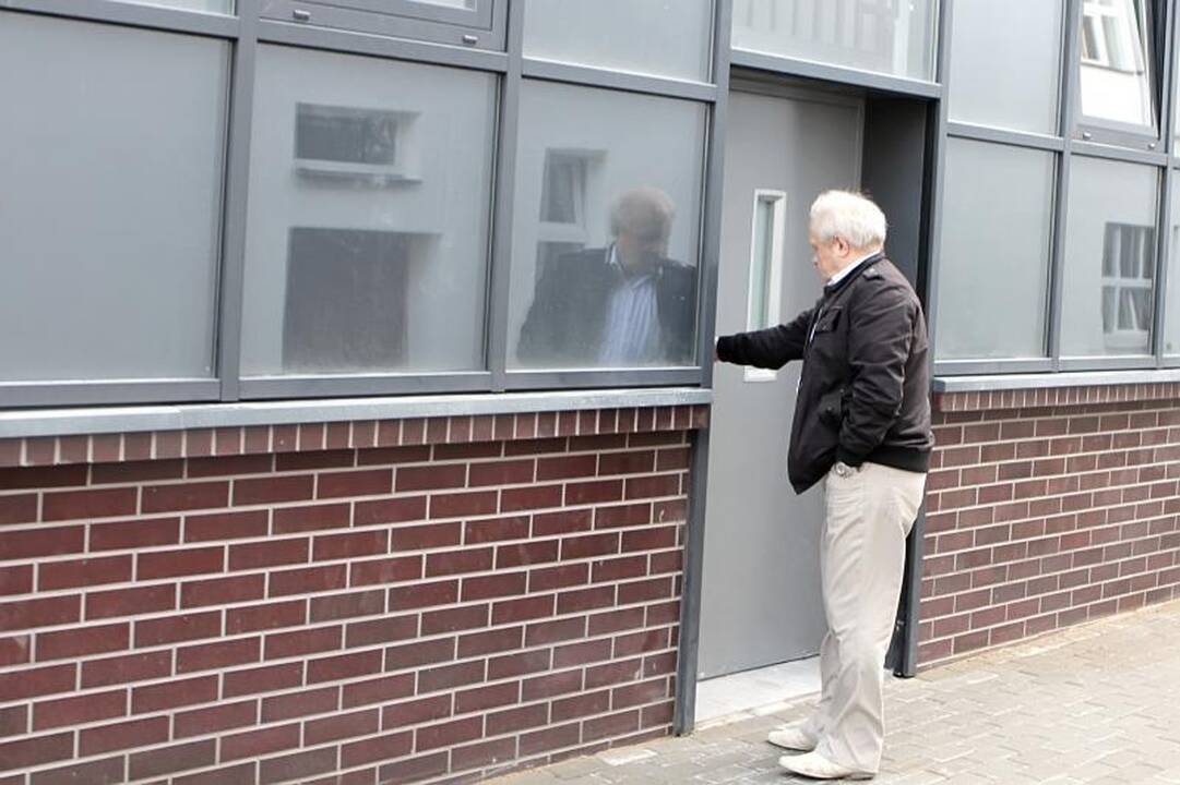 Klaipėdos politikai „Gintaro“ baseine ieškojo vandens