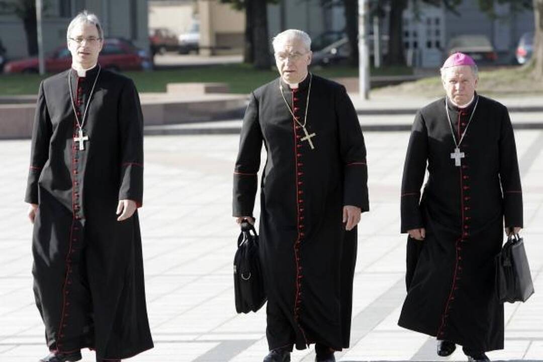 Arkikatedroje su A.Brazausku Lietuva atsisveikino malda