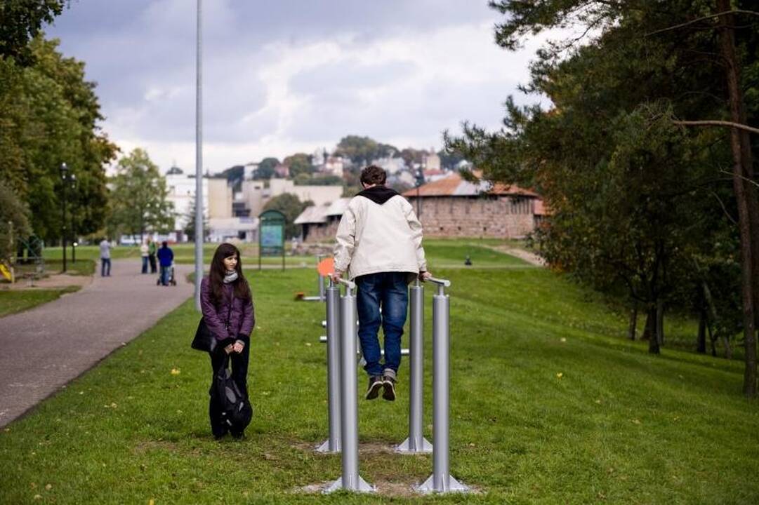 Treniruoklių bumas: jau galima sportuoti ir Santakos parke 
