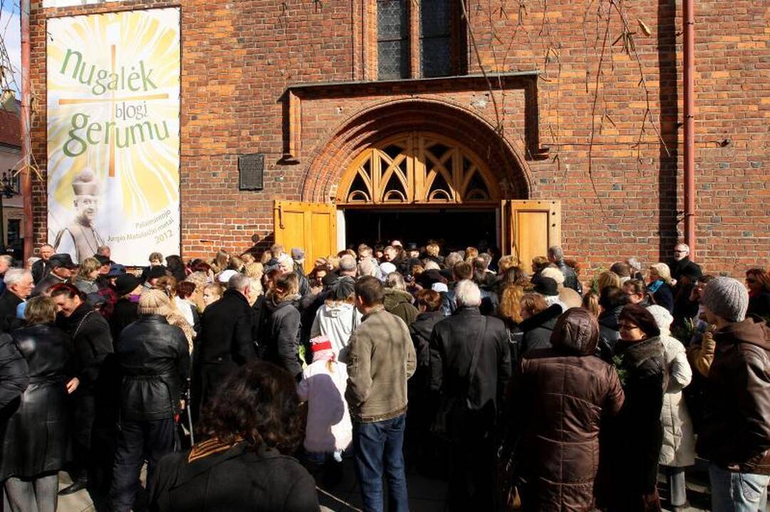 Verbų sekmadienis į senamiestį pritraukė minias kauniečių