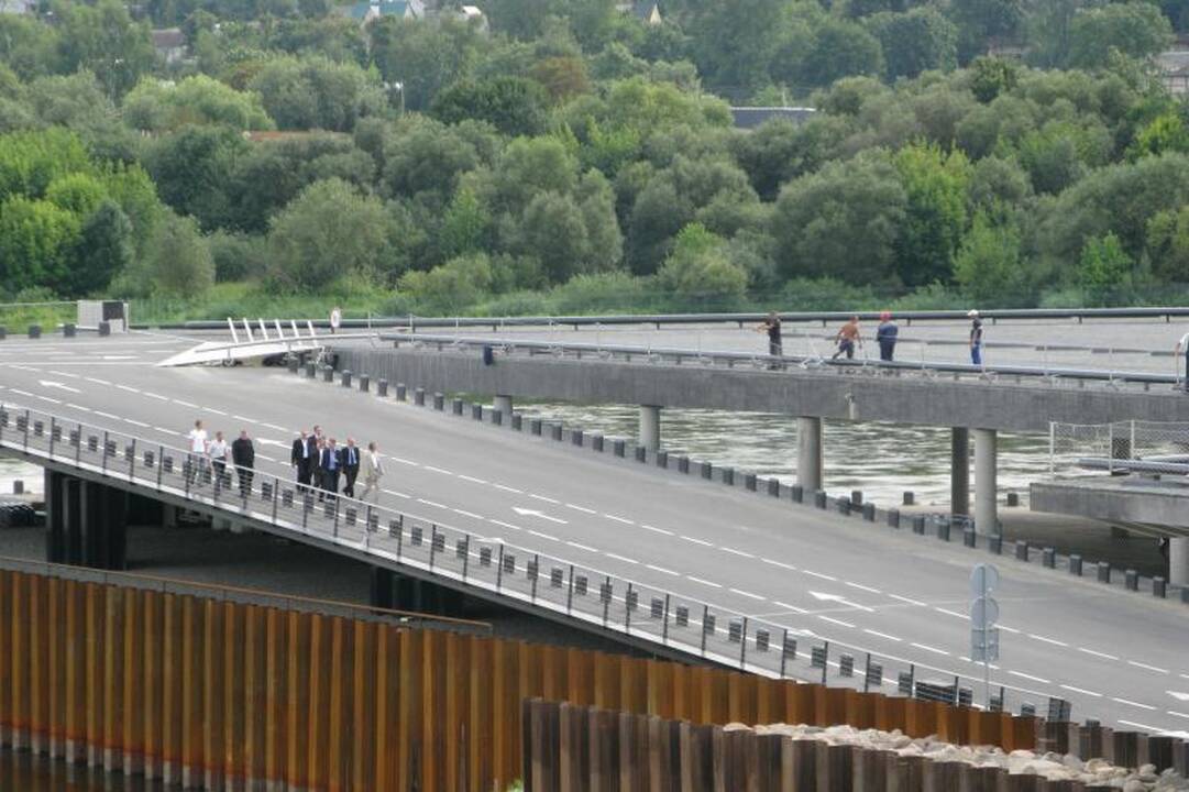Tūkstančiai kauniečių traukė į "Žalgirio" areną